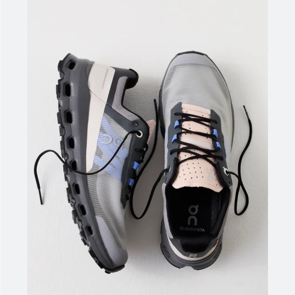 On Cloudvista Women Trail
Running Shoes - Trail Running.Alloy/Black 7.5